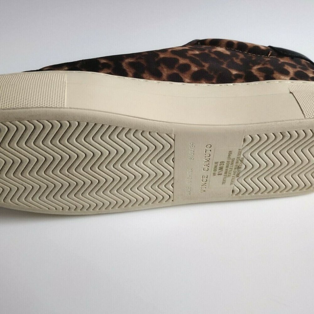 NEW VINCE CAMUTO Canvas Fabric Leopard Print Sneaker Shoes - Picture 4 of 4